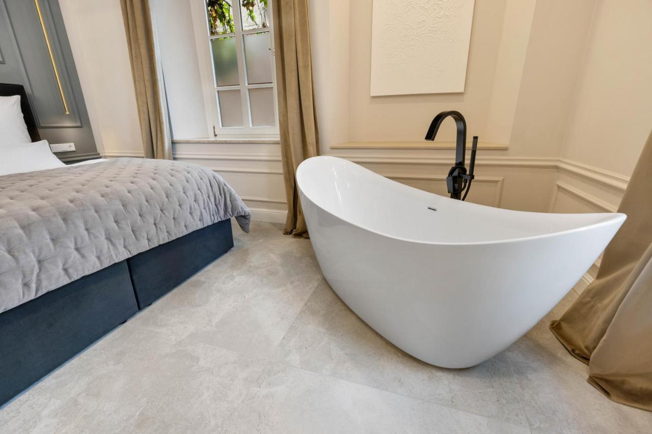 Boutique Rooms I Luxus Suite I Center I Boxspring Augsburg Bagian luar foto