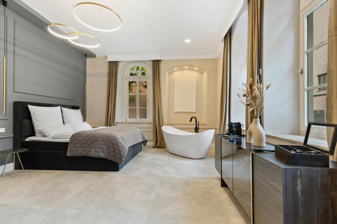 Boutique Rooms I Luxus Suite I Center I Boxspring Augsburg Bagian luar foto